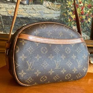 Louis Vuitton monogram handbag crossbody
